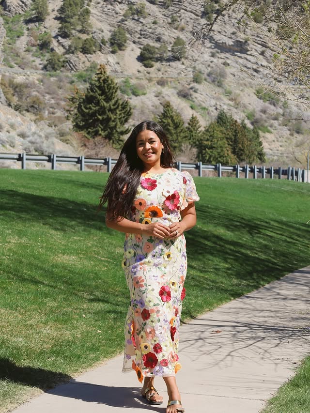 Instagram post by @_jessyclark for Chicwish. Caption reads: [...] this floral moment 🌸✨ This dress from....