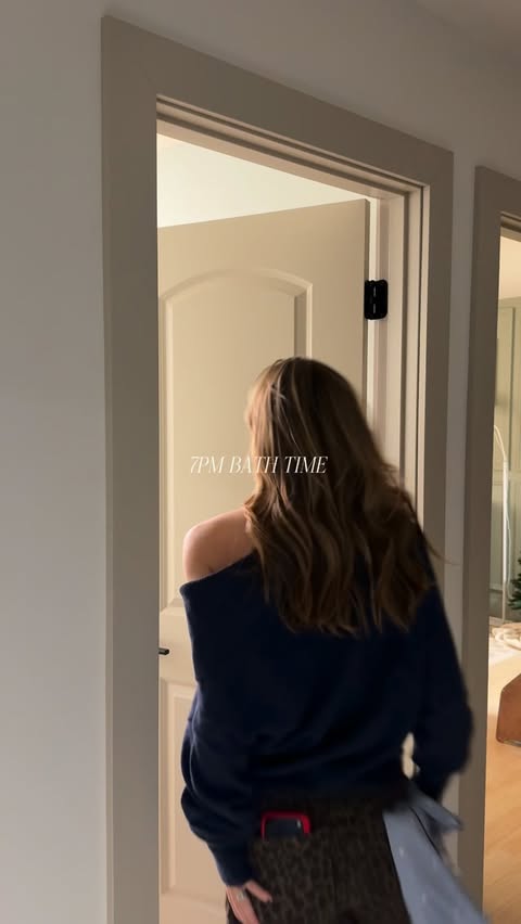 Instagram post by @phoebestokss for Love To Dream. Caption reads: [...] you have a simple routine to follow!!....