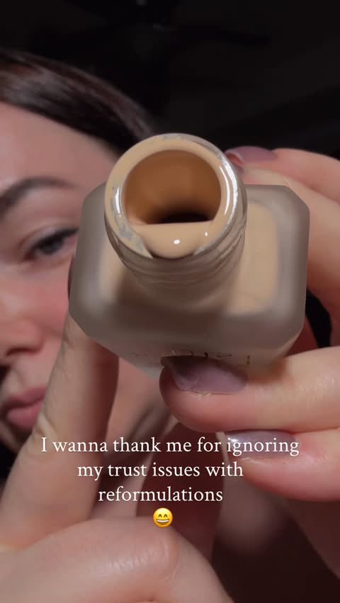 Instagram post by @yuliya_beautycaster for CXS. Caption reads: New reformulated Double Wear foundation from....