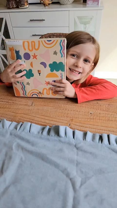 Instagram post by @chelsea_tries_stuff for Number Artist. Caption reads: [...] out these Paint By Number Kits from....