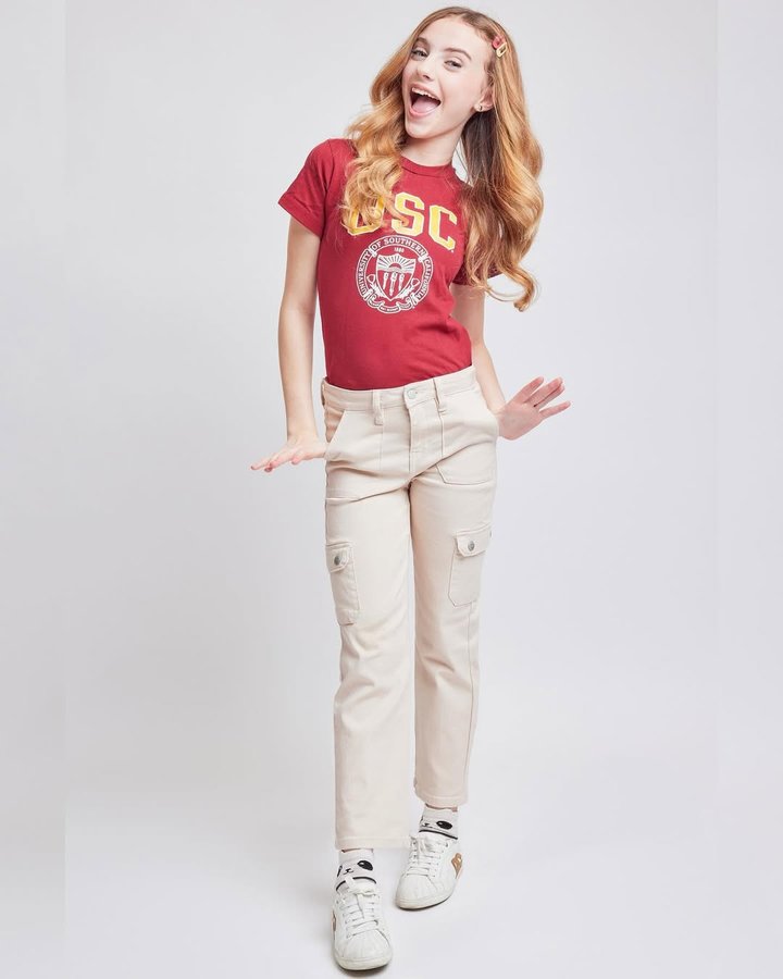 Instagram post by @jujubrenerofficial for Ymi Jeans. Caption reads: [...] campaign for YMI Girls Jeans @ymijeans....