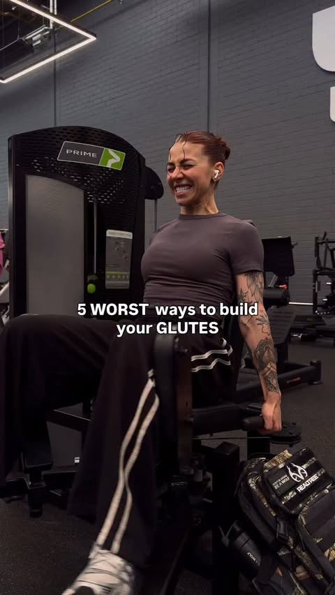 Instagram post by @angeeelina.fit for WOLFpak. Caption reads: You’re holding yourself BACK 😫🍑👇🏽

1️⃣....