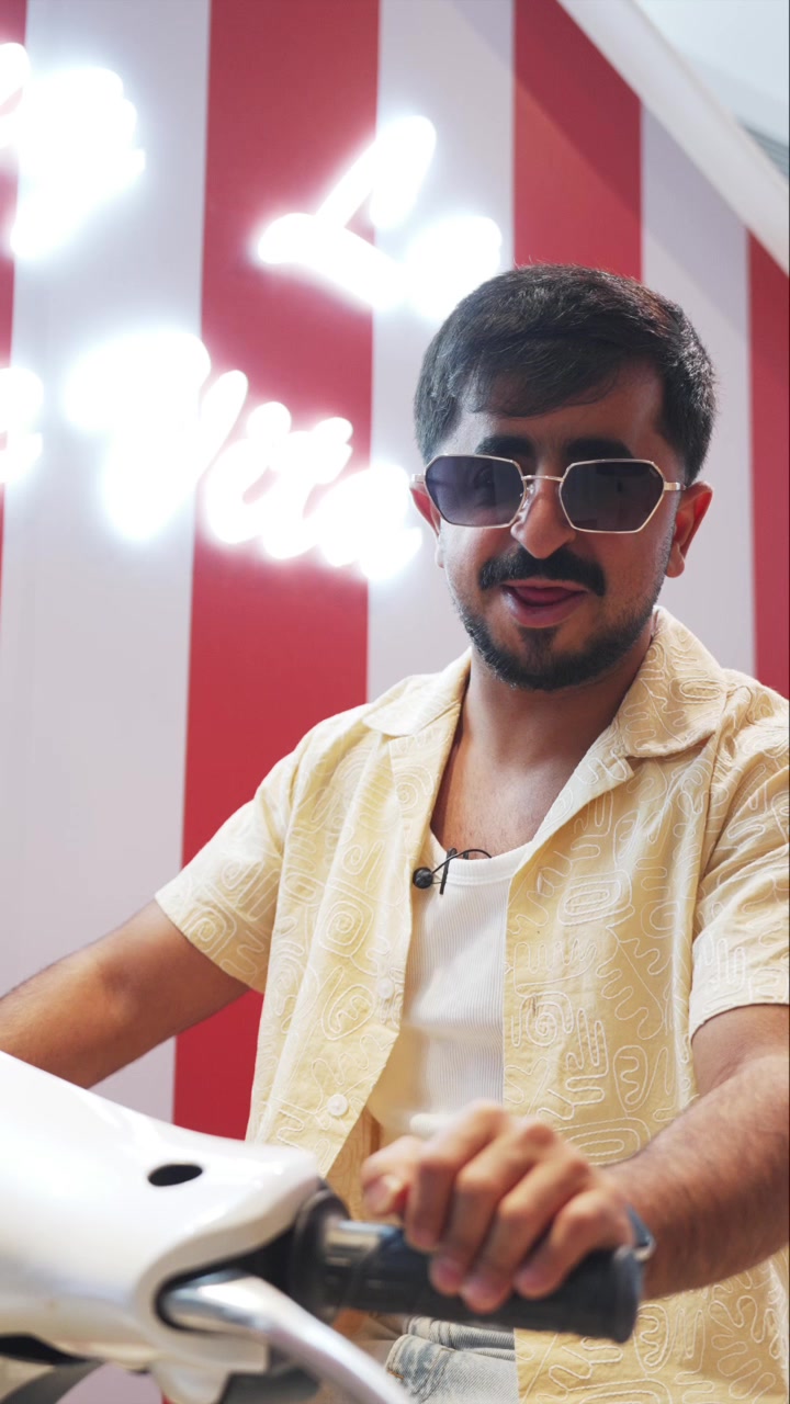 TikTok post by @dsh_90 for eyewa. Caption reads: @eyewa #frameyoursummer #Ad .