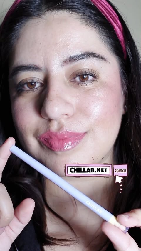 Instagram post by @sarabeautyvlog for CHILLAB. Caption reads: Lip liner waterproof Chillab 💄🫨 Tono - dusty....