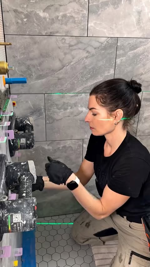Instagram post by @tile.construction for Blåkläder. Caption reads: As Women in Construction Week kicks off, I want to....