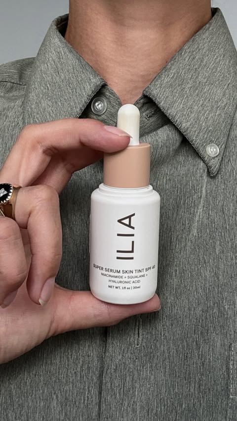 Instagram post by @janneaunan for ILIA. Caption reads: Been using the Super serum skin tint from....