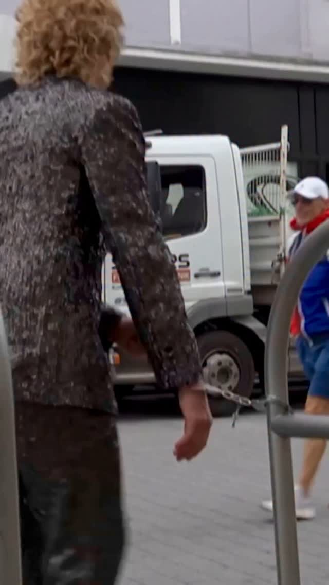 Instagram post by @simon_gosejohann_ for Joyn. Caption reads: Was macht eigentlich Troubadix?

Comedystreet auf....