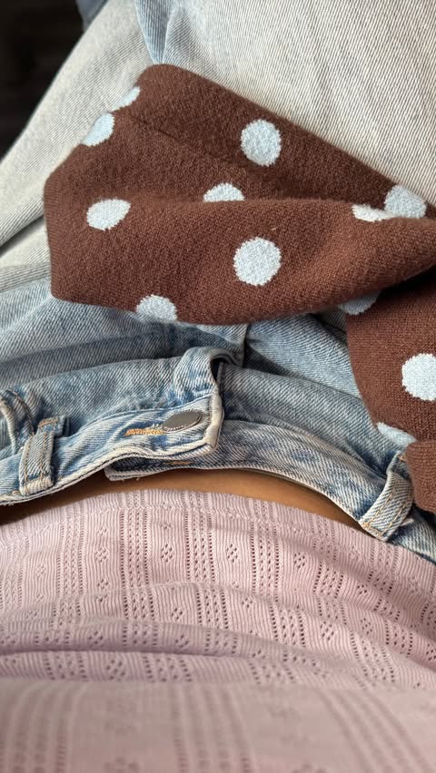 Instagram post by @johanna.rbk for Pull&Bear. Caption reads: outfit of the day⭐️🪩🐆🍒 |ad @pullandbear....