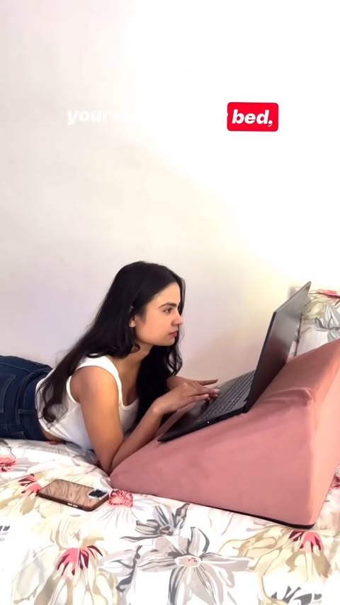 Instagram post by @_.divbhranshu_shah for Sleepsia. Caption reads: I literally LIVE on my bed 😅 Edit videos - on....