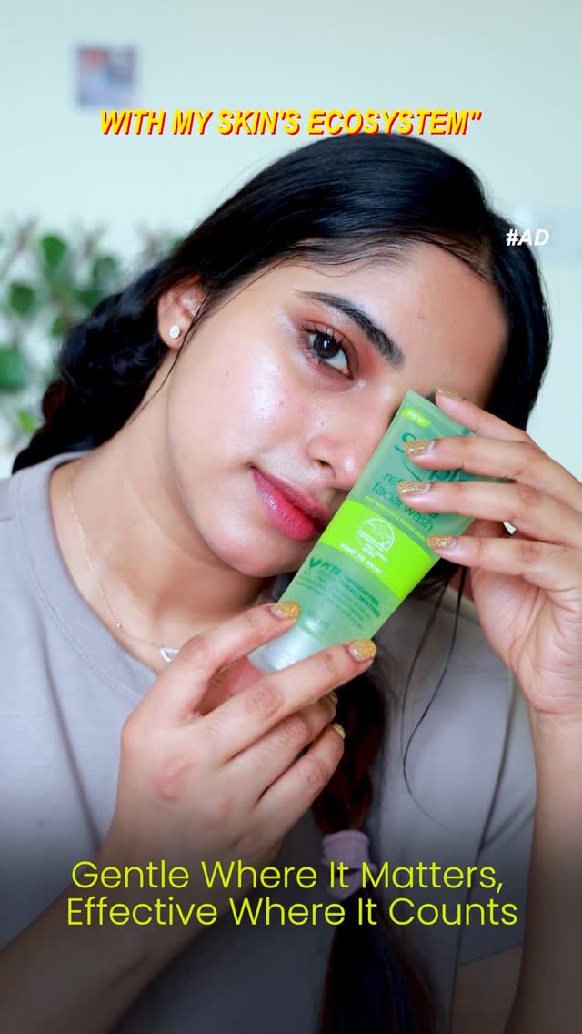 Instagram post by @verum_varsha for Simple Skincare. Caption reads: This super Refreshing Facial Wash from Simple is....