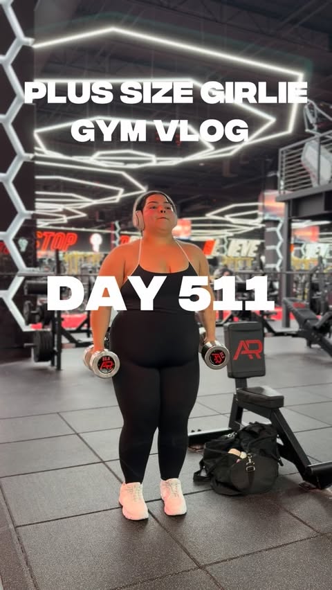 Instagram post by @lizsmiles11 for EHPlabs. Caption reads: Workout routine with pre workout by @ehplabs Code....