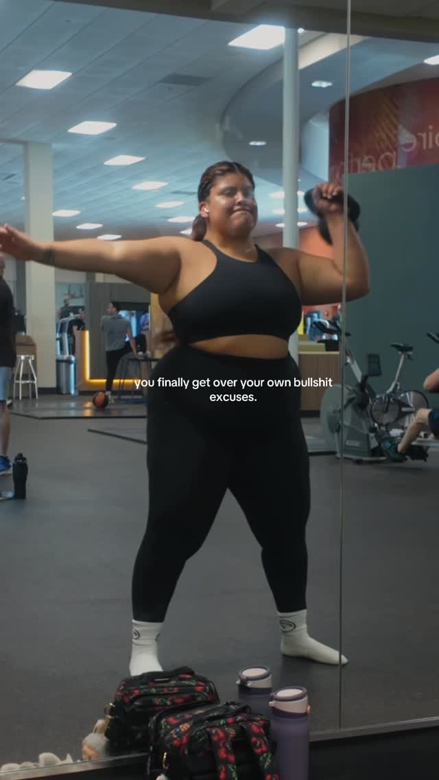 Instagram post by @nanzie_peachz for Gymshark. Caption reads: You know you’ve hit another level when you cut the....