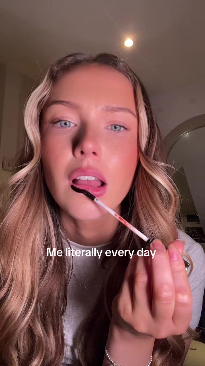 TikTok post by @izzyybellex for Sacheu. Caption reads: [...] lasts all day, it genuinely does 🫶🏻....