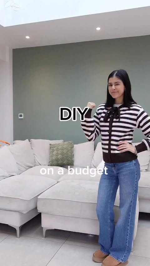 Instagram post by @the_crafty_pie for B&M Stores. Caption reads: Turning my tired sofa into a cosy Christmas moment....