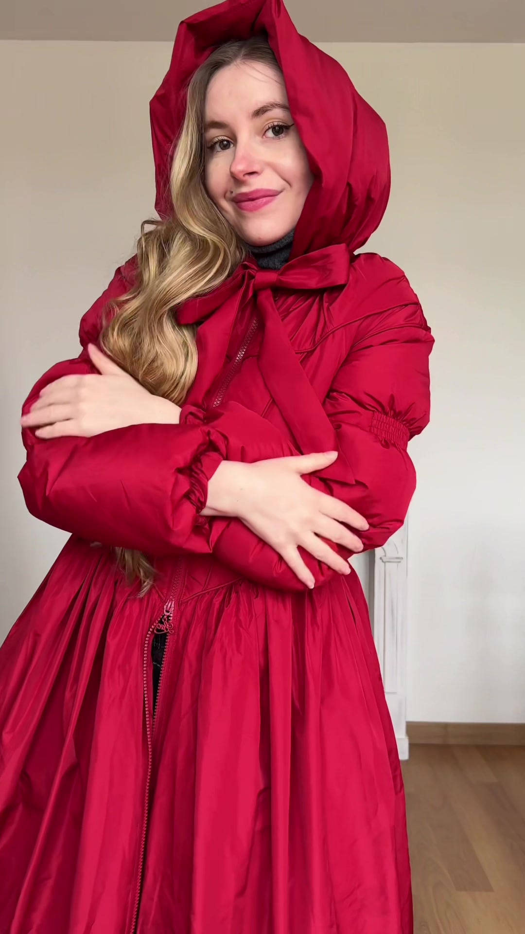 TikTok post by @jeannedordain for LaceMade. Caption reads: 1,2 ou 3 ? @LaceMade -18% discount code " [...].