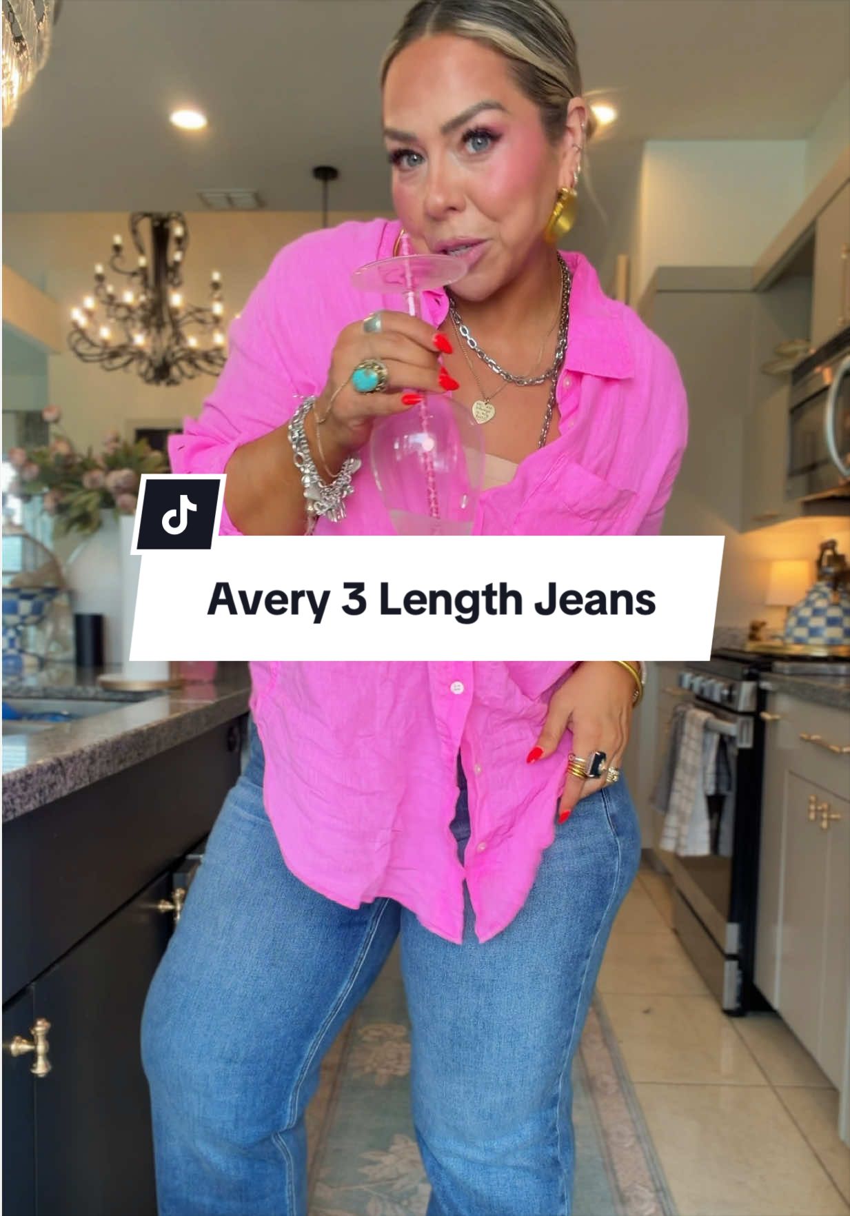TikTok post by @lindaannettem for Emma Lous Boutique. Caption reads: [...] obsessed with these jeans @Emma Lous....