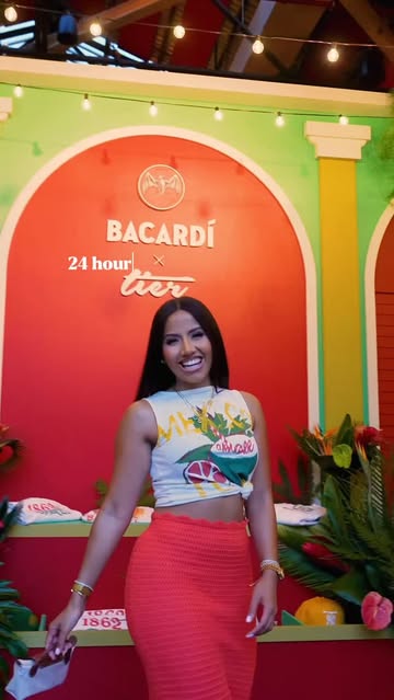 Instagram post by @ohmyletto for Bacardi. Caption reads: 🇵🇷 La Placita de BACARDÍ last night was....