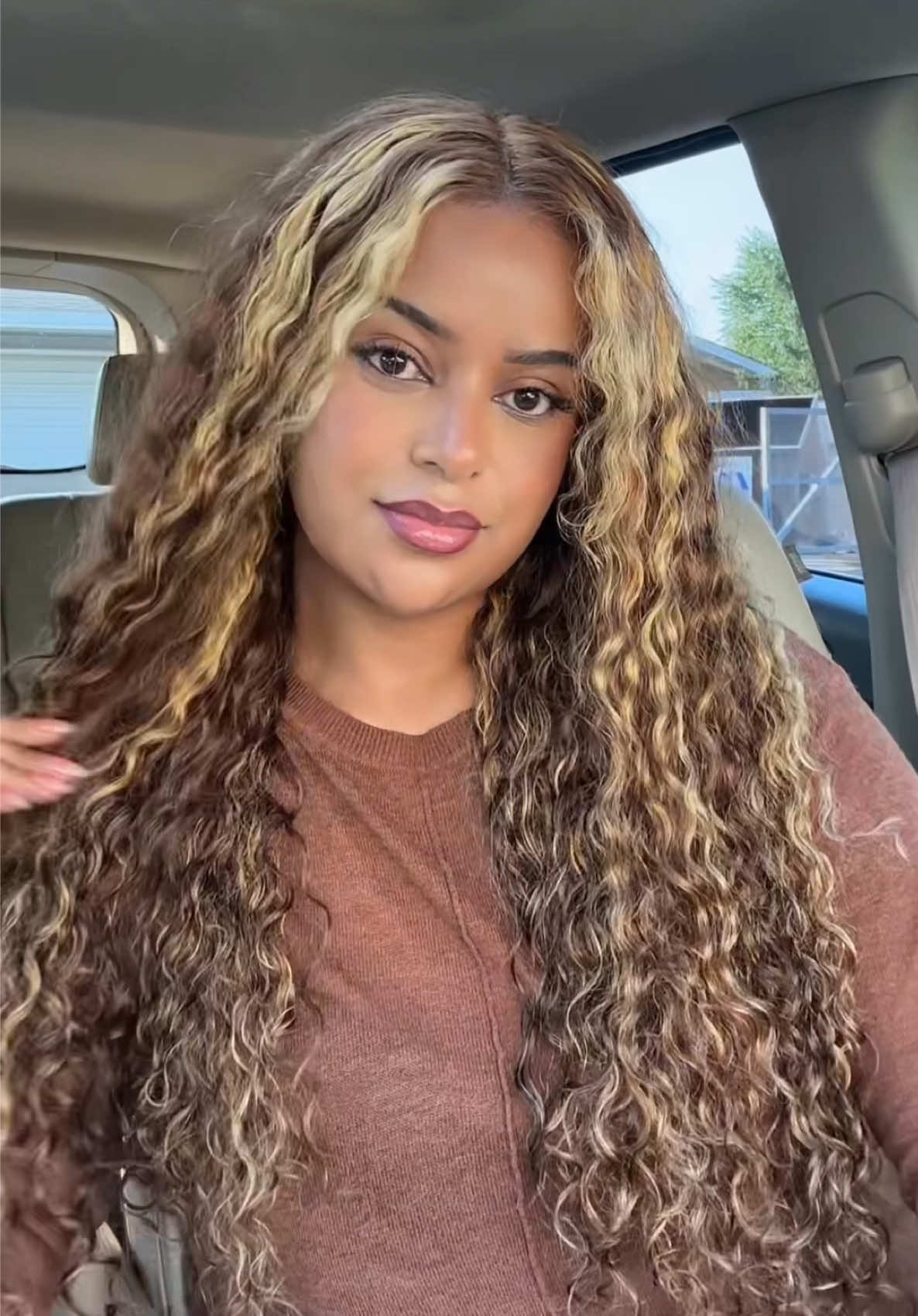 TikTok post by @mahi_m21 for Ashimary Hair. Caption reads: Stunning 😍 @Ashimary @Ashimaryhairwigs....