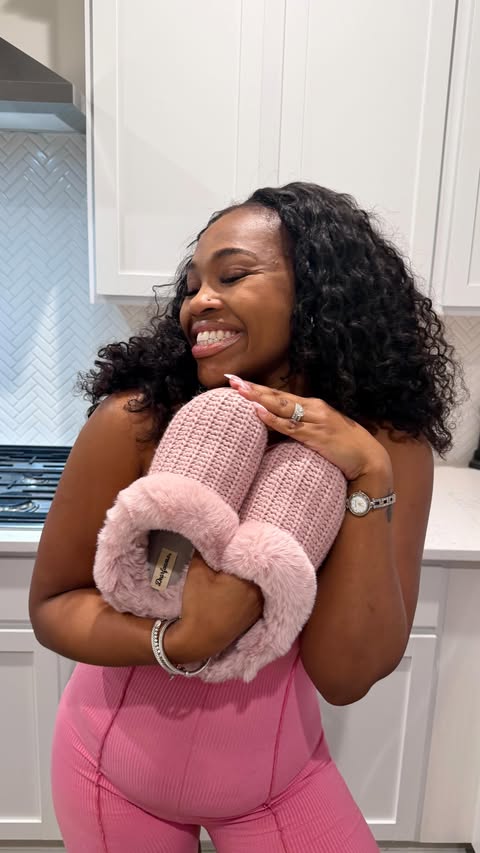 Instagram post by @lifewithchanning for Dearfoams. Caption reads: #ad Comfy and in Style! @dearfoams The Perfect....