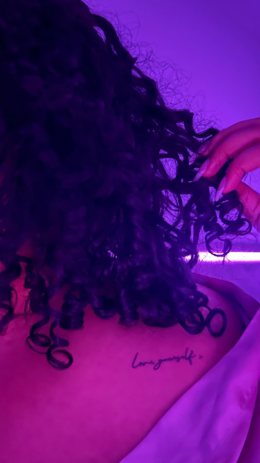 Instagram post by @naturally.briana for Inkbox. Caption reads: [...] great, you can’t tell me it ain’t real lol....