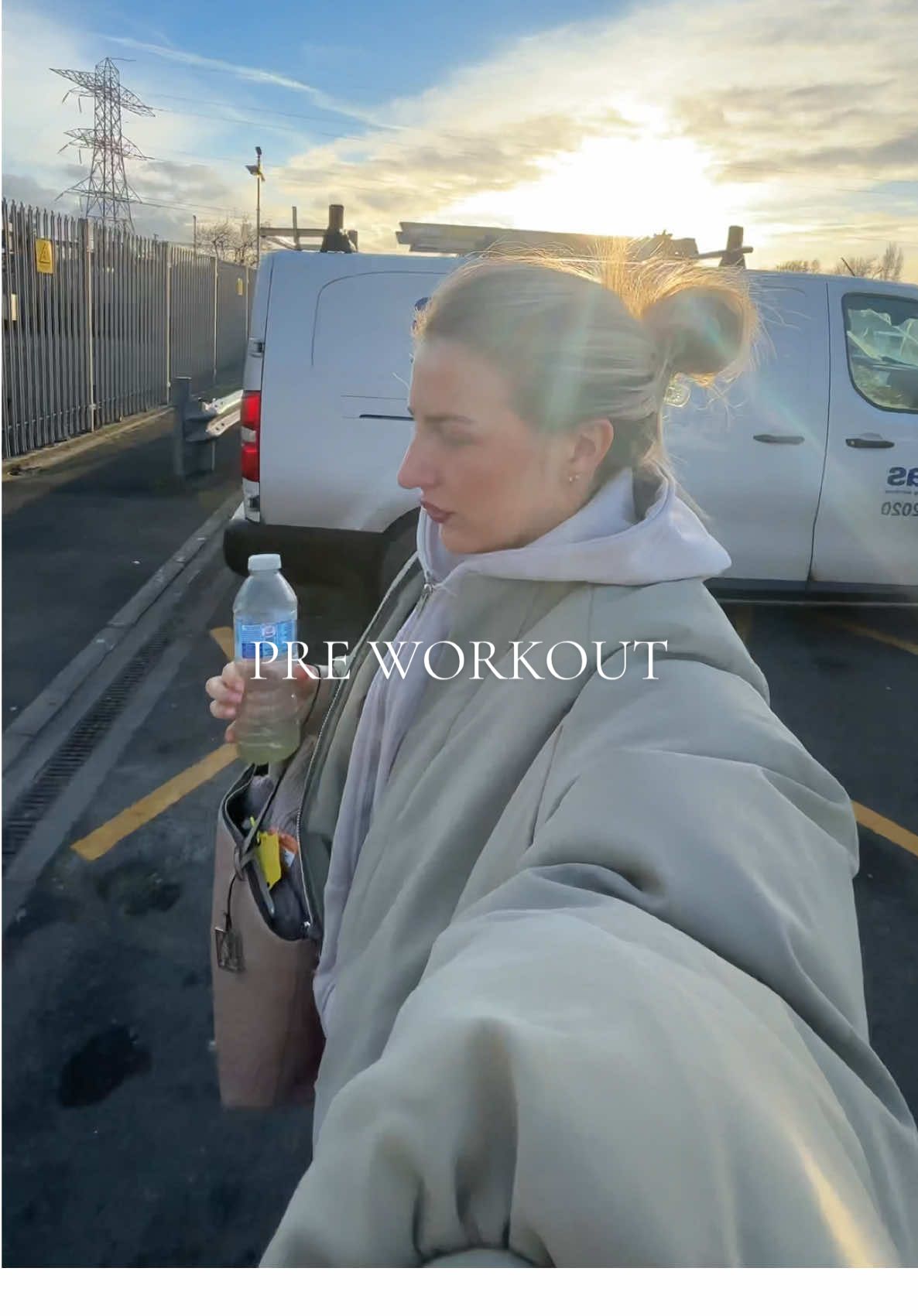 TikTok post by @honeymai.xxx for EHPlabs. Caption reads: @ehplabsuk 🥤🥝🍓 #foryou.