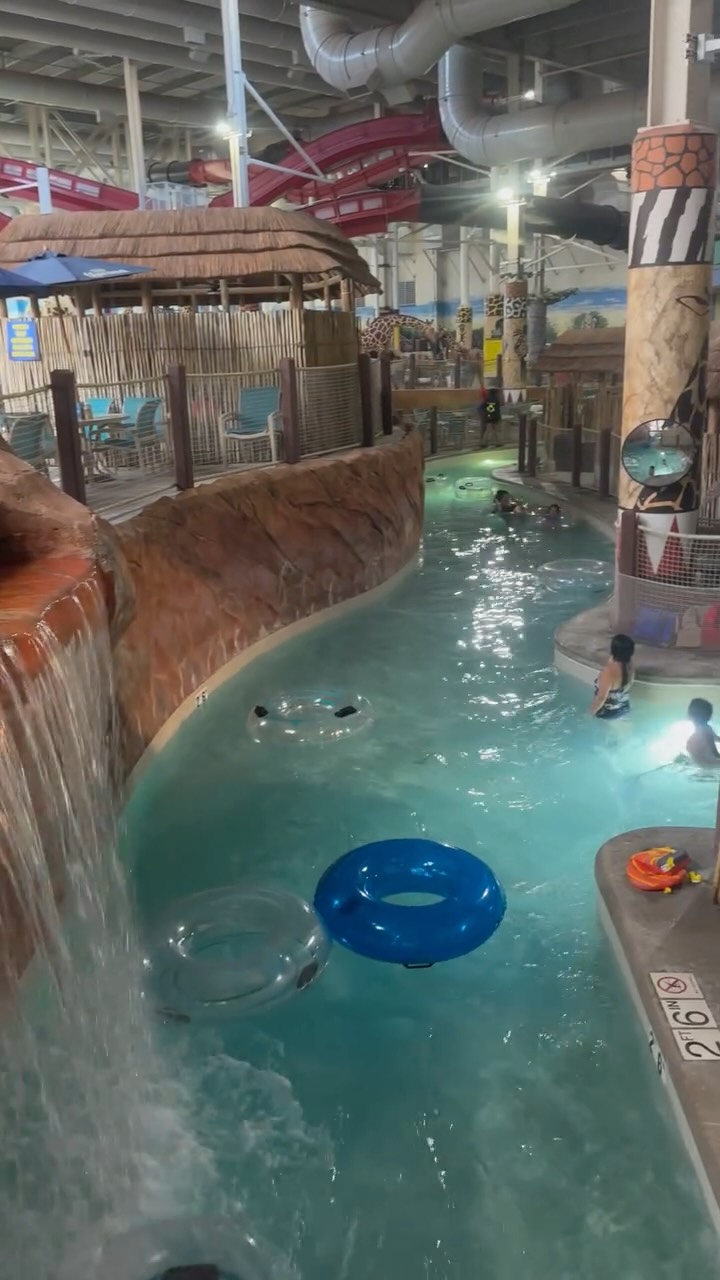 Instagram post by @livingrosa for Kalahari Resorts. Caption reads: #Ad Celebrating #NationalWaterparkDay at....