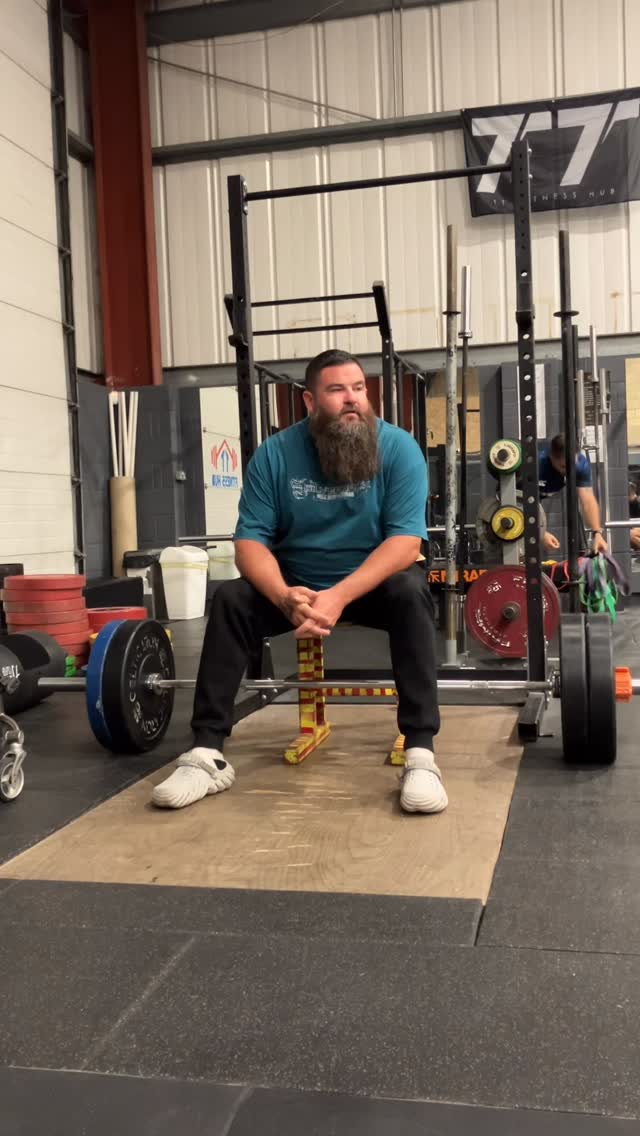 Instagram post by @sitting_bull_uk for 5% Nutrition. Caption reads: “It Ain’t Much But It’s Honest Work” - David....