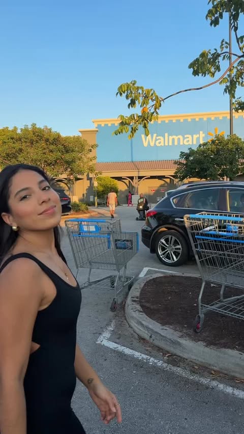 Instagram post by @marianatorresrin for Sweet Sweat. Caption reads: Trying out my new favorite from @sweetsweat ✨ I....