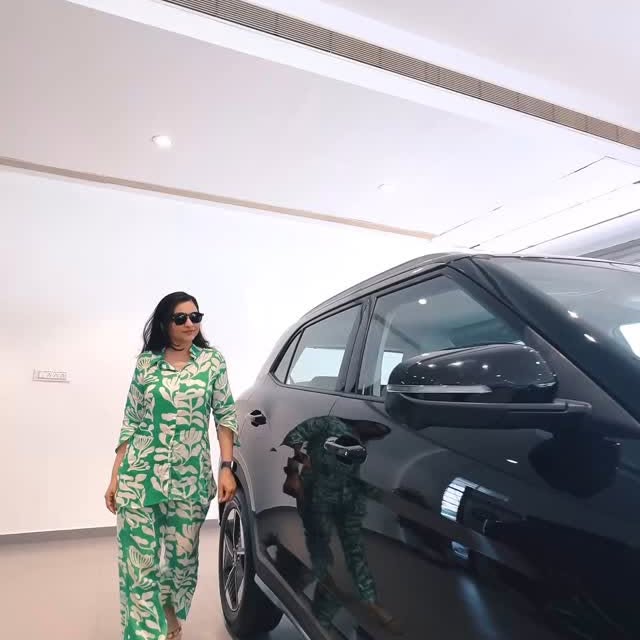 Instagram post by @mirchirjneha for Hyundai India. Caption reads: Hyundai Creta electric ⚡️ 

.

.

.
#hyundaiindia....