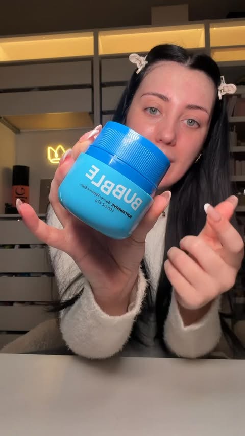 Instagram post by @chantellefen for Bubble. Caption reads: [...] as much as me?!👀#grwm #makeuptok @bubble....