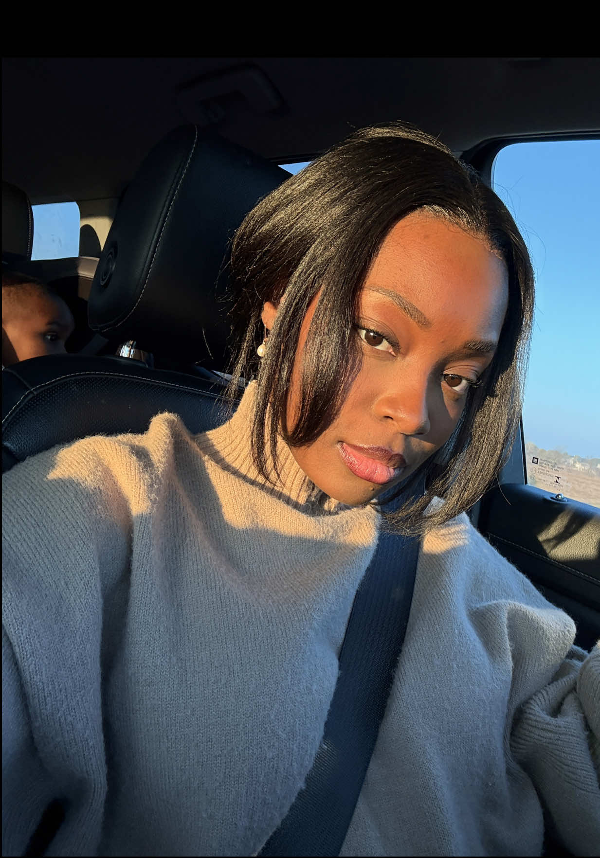 TikTok post by @itsdonnyanegera for OQHAIR. Caption reads: My fav unit so far! You need this one 🤭✨ #oqhair....