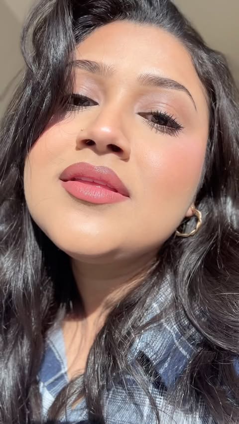 Instagram post by @maybe_snigdha for Stelle Apparel. Caption reads: Transition alert#foryou #makeup #AD....