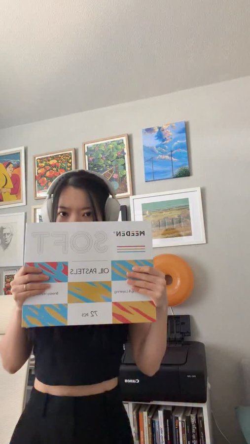 Instagram post by @zoe.art.garden for MEEDEN ART. Caption reads: Art block? I’ve been there. 🎨 Sometimes all you....