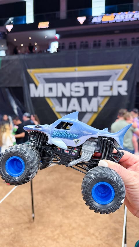 Instagram post by @be_there_in_a_prosecco for Monster Jam. Caption reads: [...] the greatest show on dirt!🛞🏆 Who:....