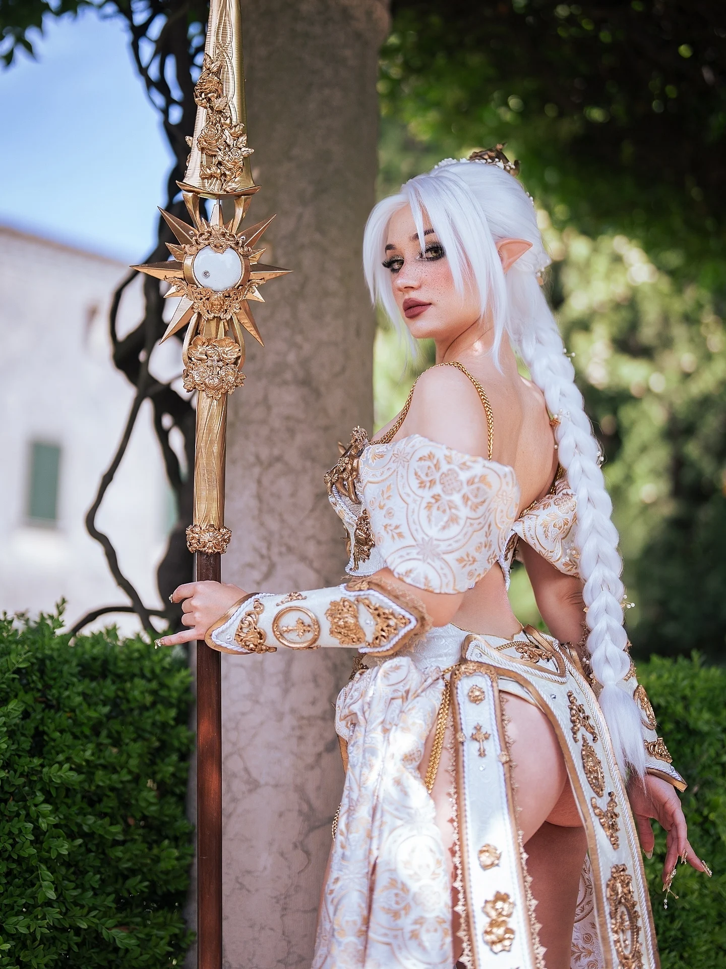 Instagram post by @omaruisfed for UNIQSO. Caption reads: ⚜️~Shadowheart Versailles style @il.volta....