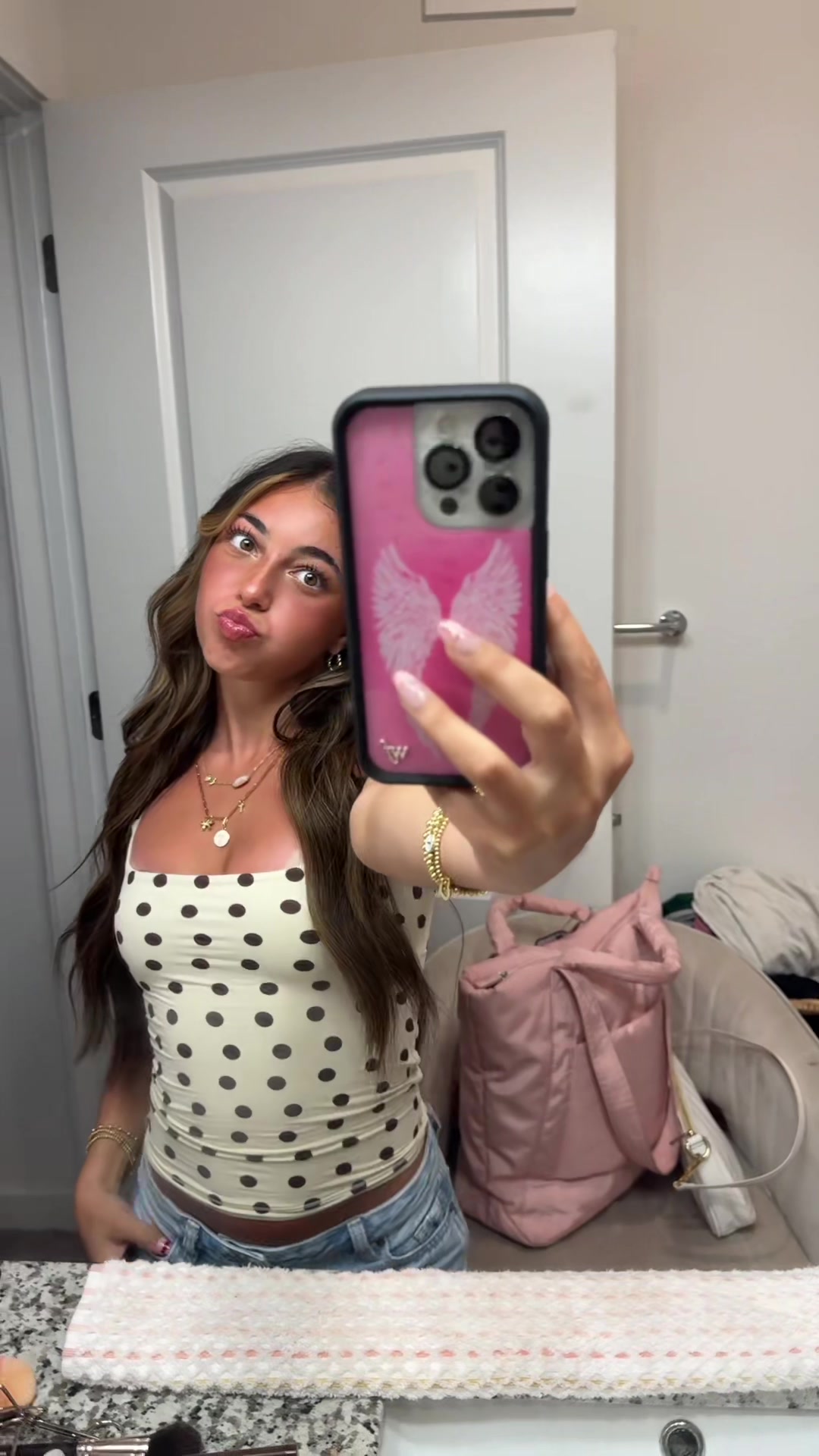 TikTok post by @taylorrsoswag for Wildflower Cases. Caption reads: i loveeeeee @Wildflower Cases 💗💗🤍🤍☺️☺️ #fypシ....