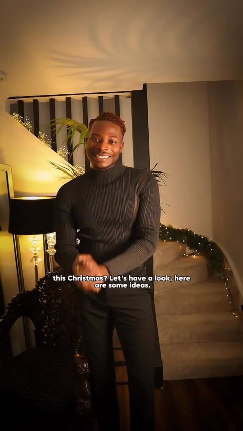 Instagram post by @howeydon for Click and Grow. Caption reads: [...] gift guide: Home edition
@clickandgrow....