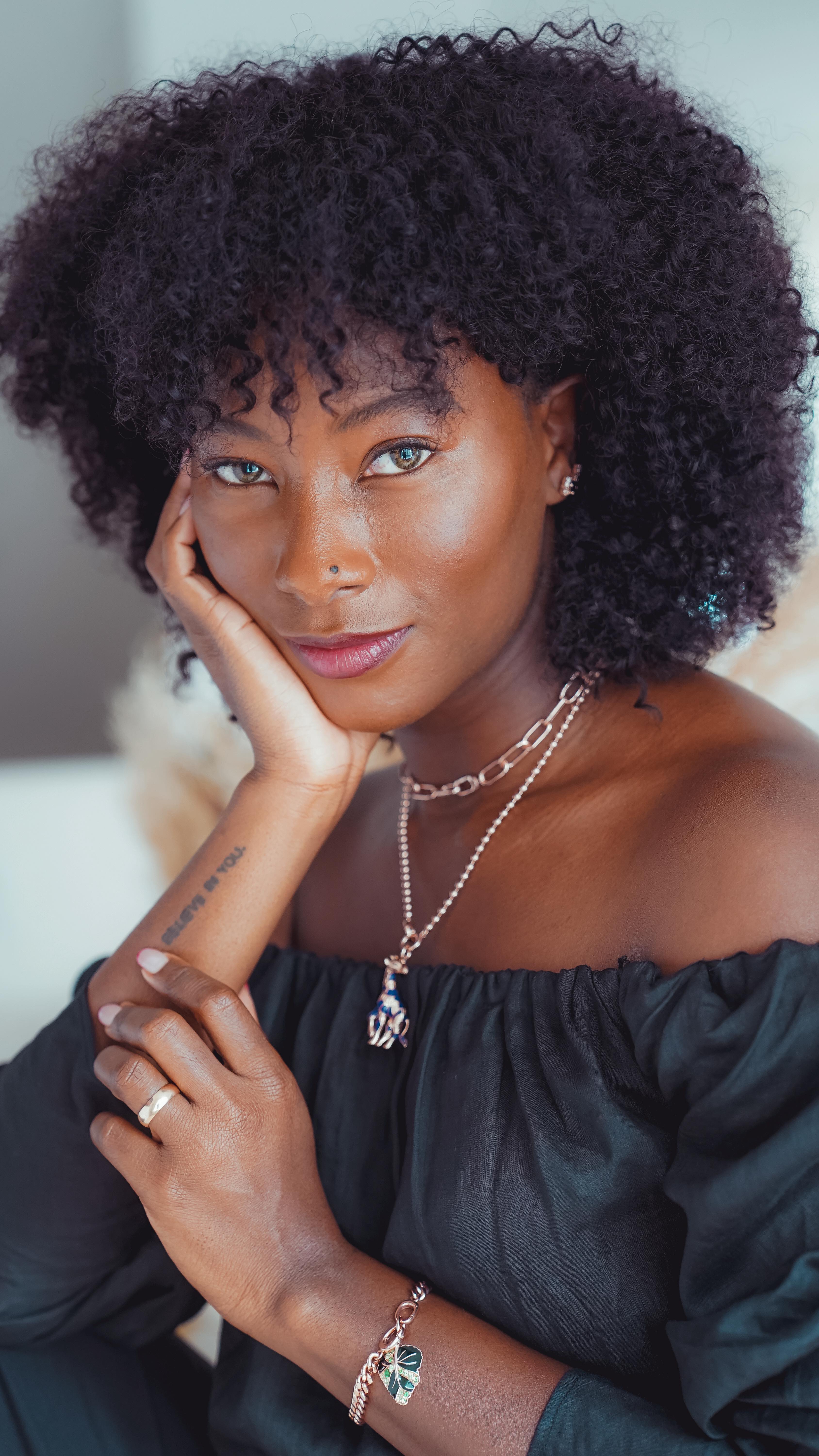 Instagram post by @deddehhoward for Politics and Prose. Caption reads: There’s something so grounding about a slow,....