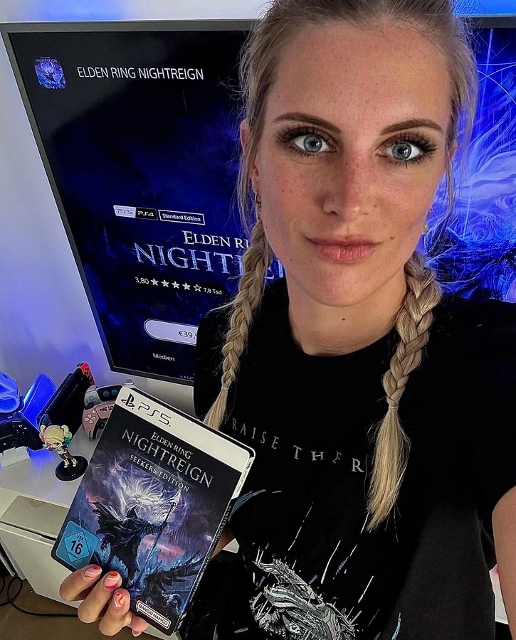 Instagram post by @yve.gaming for PlayStation DACH. Caption reads: Anzeige - Ad
🌑 Let the darkness rise…
I’m so....