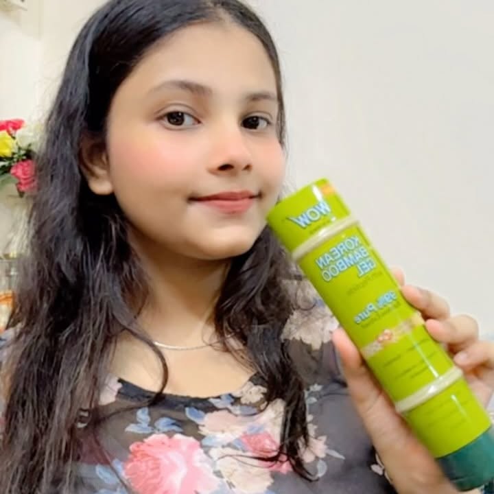 Instagram post by @khushiii_kaushal120333 for WOW Skin Science India. Caption reads: #add #collab @wowskinscienceindia bamboo gel....
