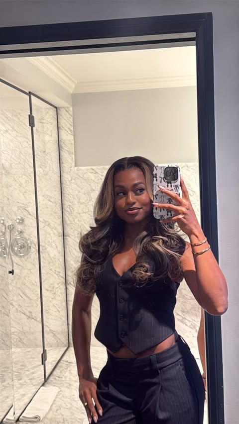 Instagram post by @kymjacksonsmith for Uber. Caption reads: [...] dinner and I love that I can select @uber ’s....