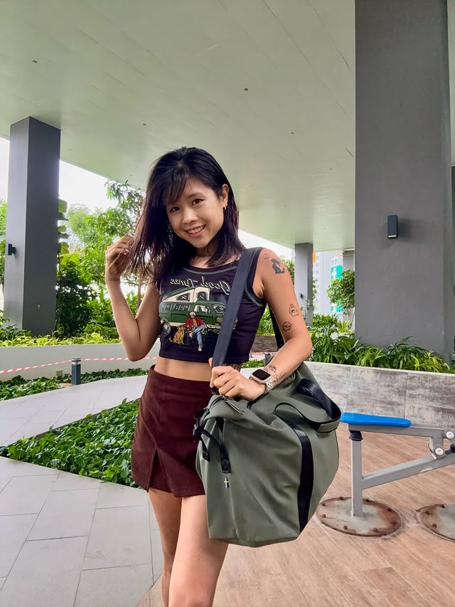 Instagram post by @kimmyphua for Gaston Luga. Caption reads: Däsh Weekender 💼 
The perfect solution for your....