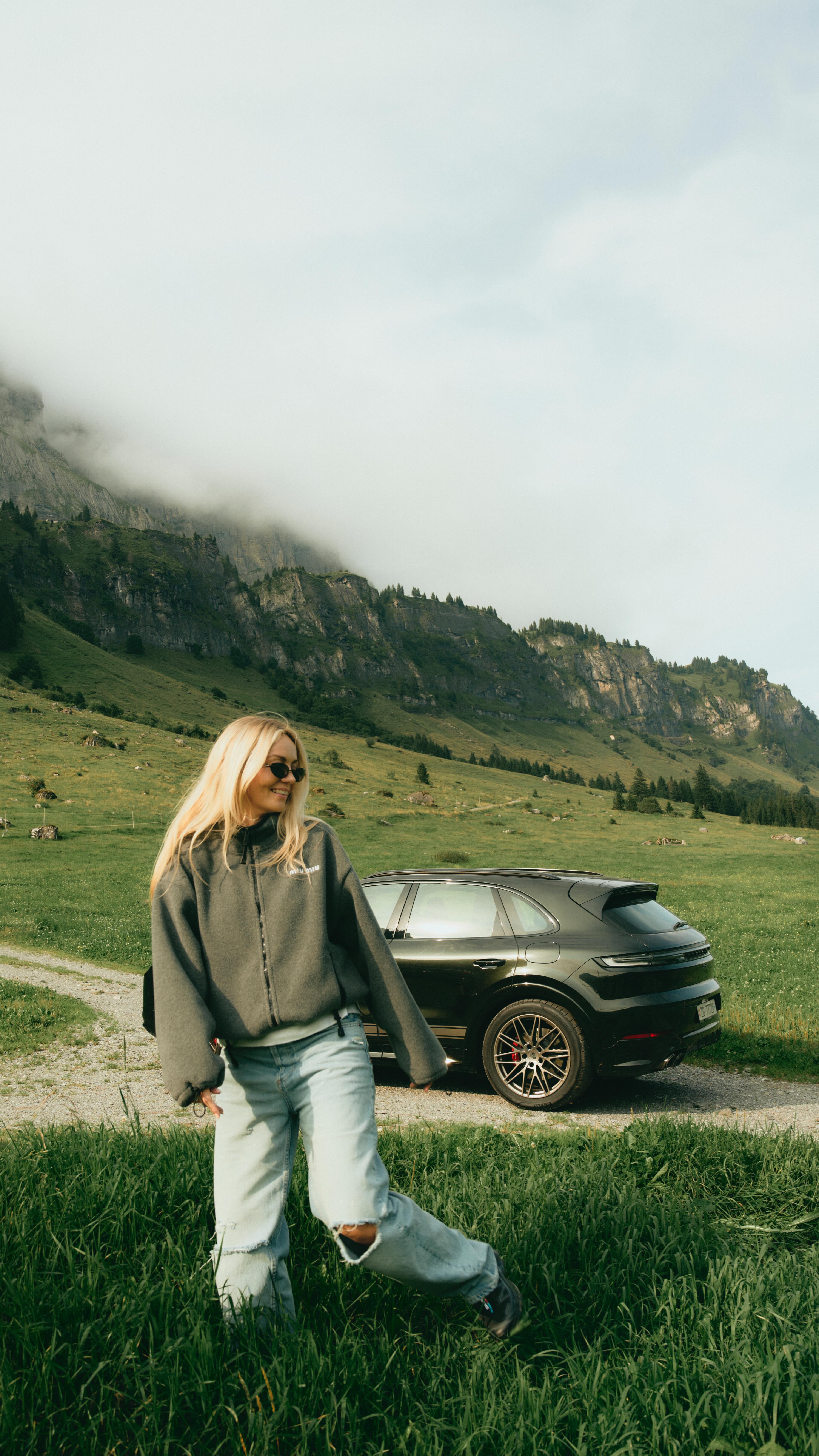 Instagram post by @idaheritier for Porsche. Caption reads: Built for moments you don’t map out.

No fixed....