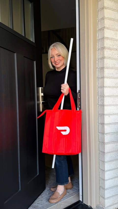 Instagram post by @leighannallaire for DoorDash. Caption reads: When your to-do list takes an unexpected turn…....