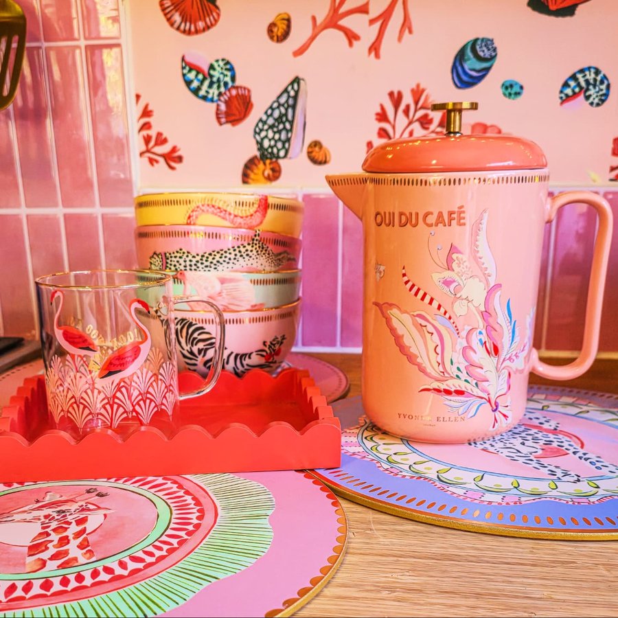 Instagram post by @thecornerflatldn for Yvonne Ellen. Caption reads: [...] thanks to this gorgeous bundle from....