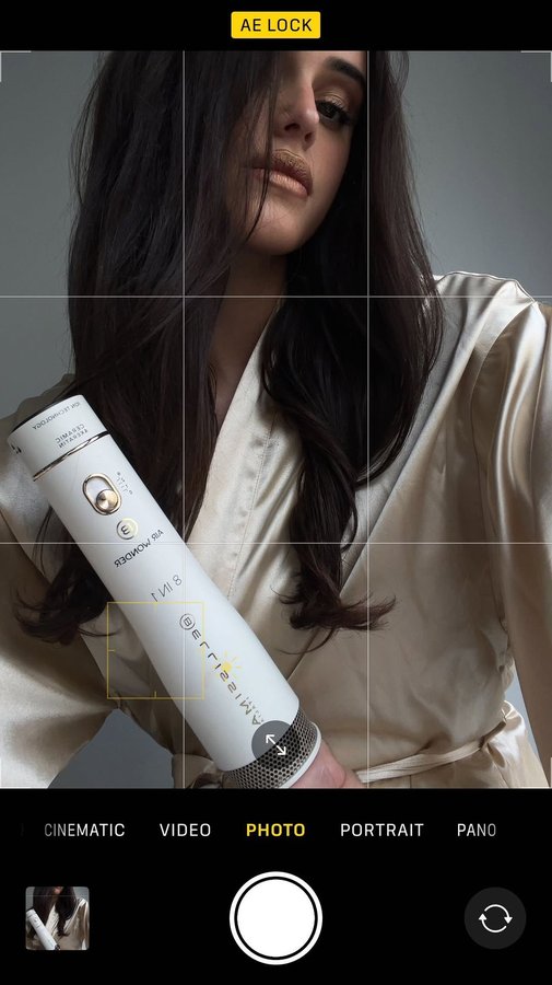 Instagram post by @joannamoioli for Bellissima. Caption reads: [...] Wonder” makes my mornings quicklier ☆....