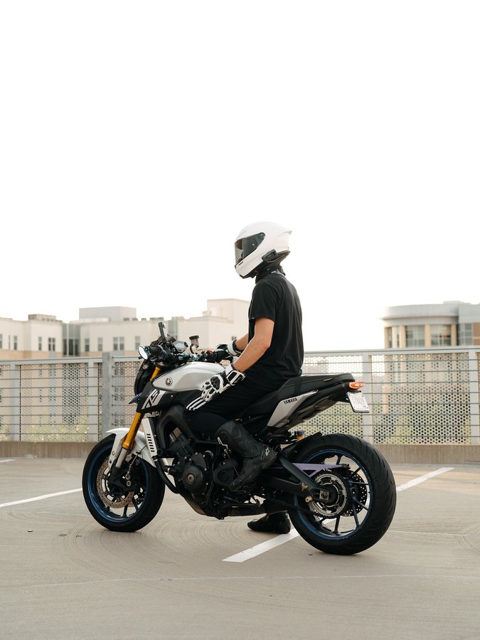 Instagram post by @sawmethenyoudidnt for RAVEN Moto. Caption reads: Use code sawmethenyoudidnt for 10%....