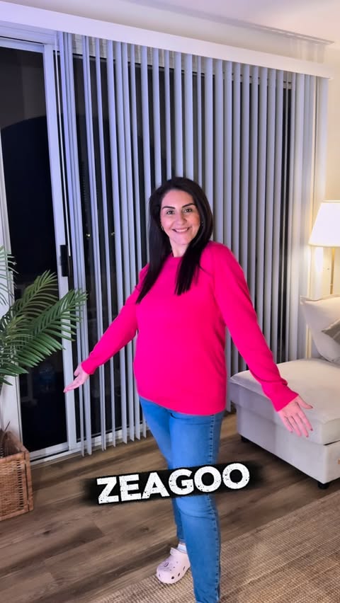 Instagram post by @amerikadabirturkanne for Zeagoo. Caption reads: [...] Black Friday!
Loving my new look from....