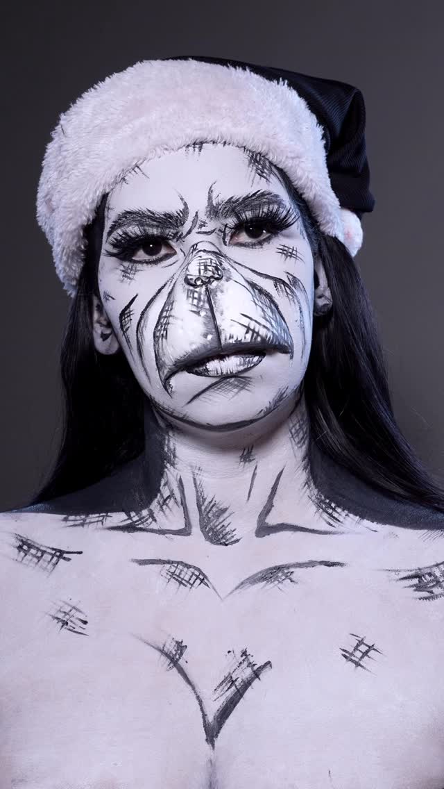 Instagram post by @yulettbeauty for Mehron Makeup. Caption reads: Dia 3/24 UNA GRINCH 2D drawing....