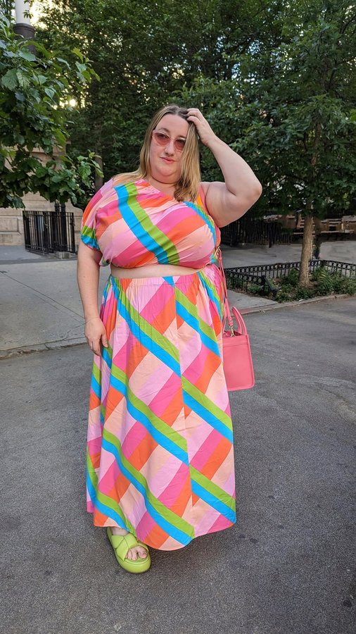 Instagram post by @curvily for Ashley Stewart. Caption reads: [...] bold oversized plaid dress from....